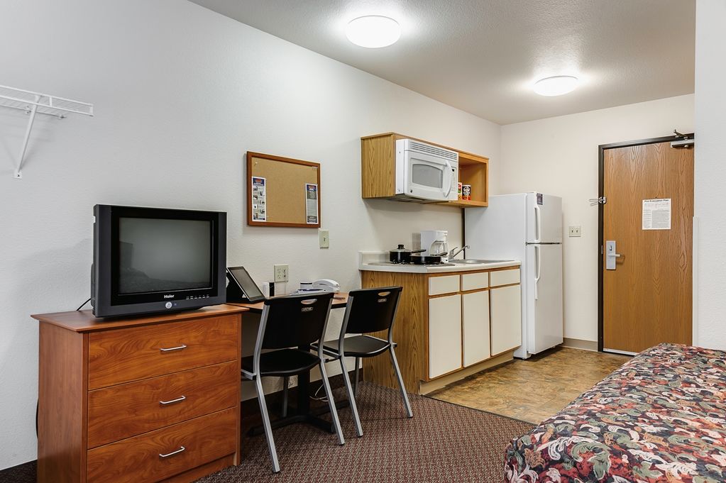 Woodspring Suites Charlotte Gastonia Room photo